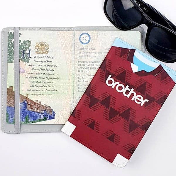 Away 90 Kit Passport Cover