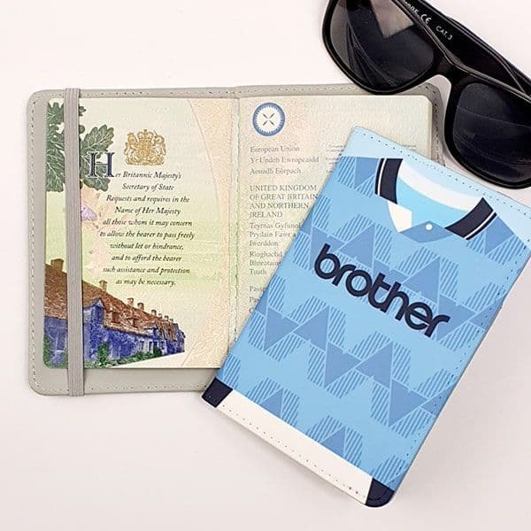 Home 89 Kit Passport Cover